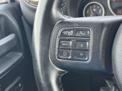 Used 2017 Jeep Wrangler 75th Anniversary image 20