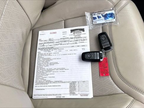Used 2021 Ford Explorer Platinum w/ Equipment Group 601A AWD/4WD image 11