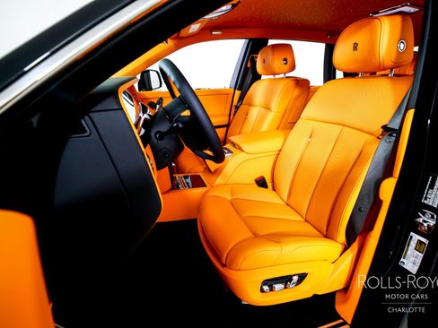 New 2026 Rolls-Royce Phantom Sedan image 13