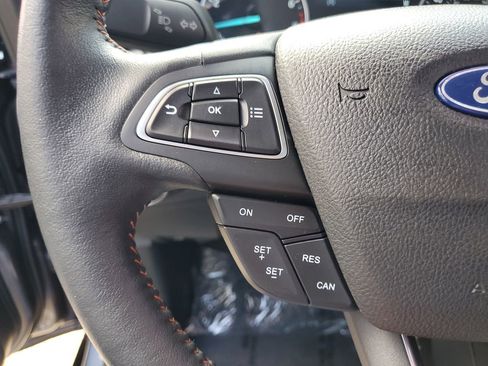 Used 2021 Ford EcoSport SE w/ SE Appearance Package image 18