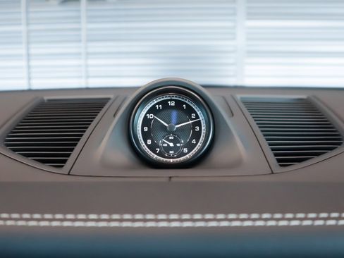 Used 2025 Porsche Macan GTS image 23