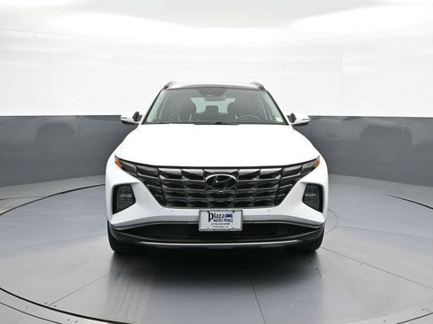 Certified 2022 Hyundai Tucson Limited w/ Cargo Package AWD/4WD image 2