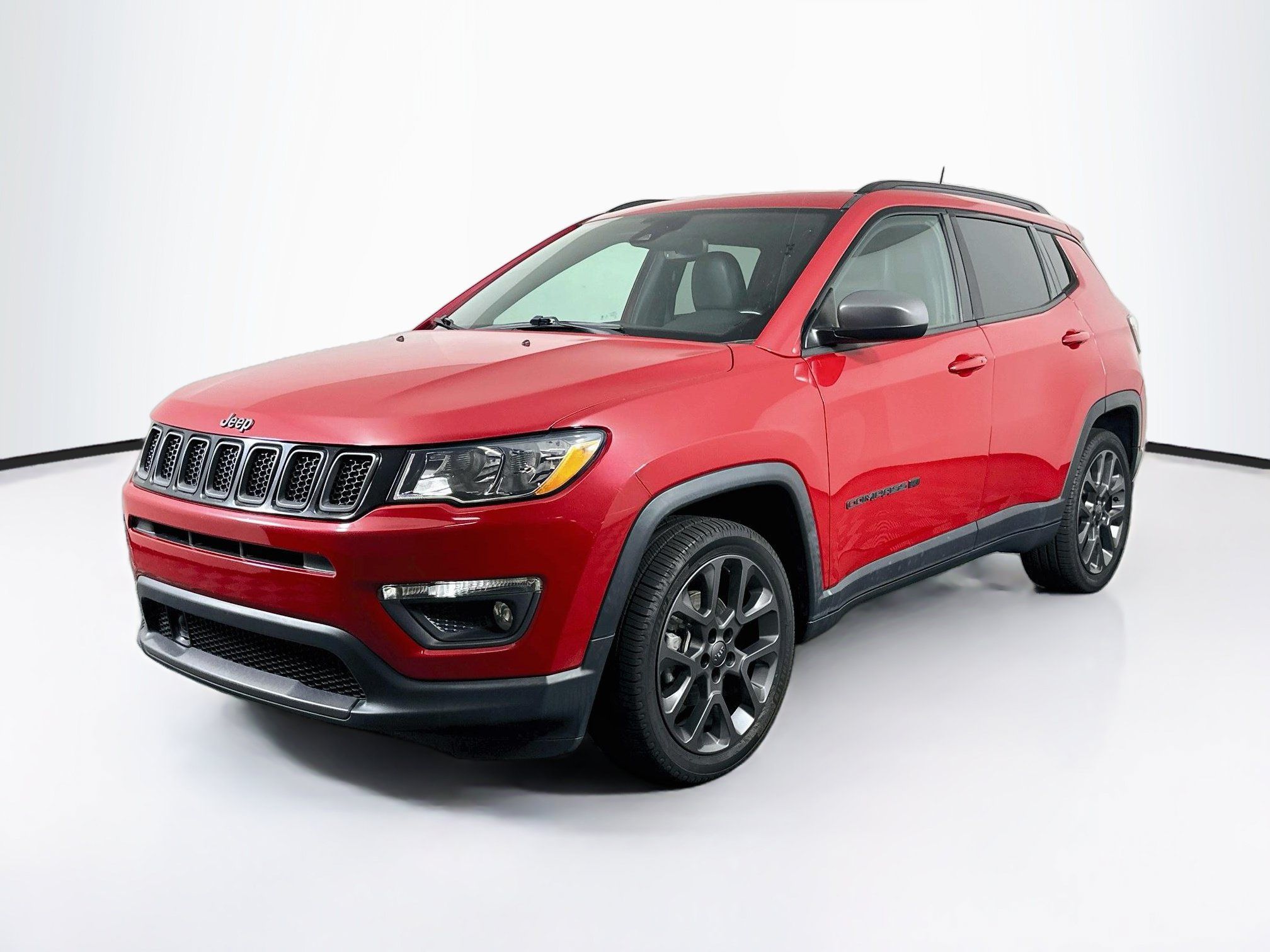 Used 2021 Jeep Compass Latitude w/ Sun and Sound Group FWD image 3