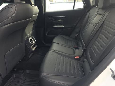 Used 2025 Mercedes-Benz GLC 43 AMG 4MATIC image 9