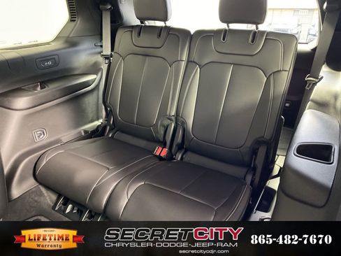 New 2026 Jeep Grand Cherokee L Limited AWD/4WD image 29