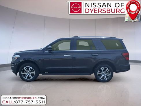 Used 2024 Ford Expedition Limited image 6