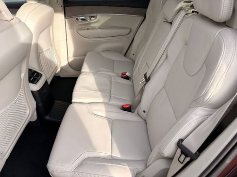 New 2026 Volvo XC90 T8 Ultra w/ Protection Package AWD/4WD image 15
