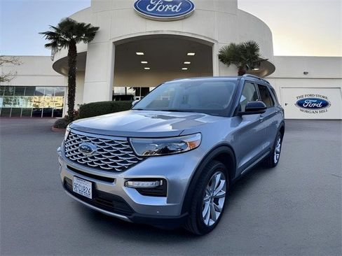 Certified 2022 Ford Explorer Platinum w/ Equipment Group 601A image 1