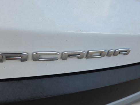 Certified 2022 GMC Acadia SLE AWD/4WD image 31