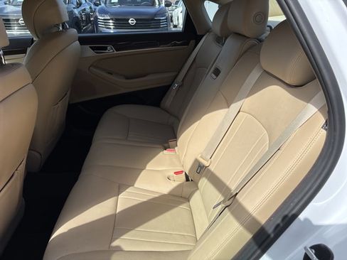 Used 2018 Genesis G80 3.8 AWD/4WD image 15
