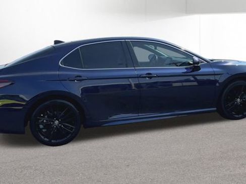 Used 2022 Toyota Camry XSE image 10