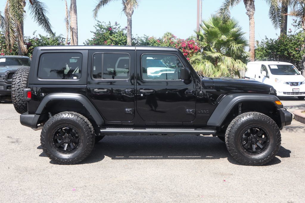 Used 2023 Jeep Wrangler Unlimited Sport AWD/4WD image 10