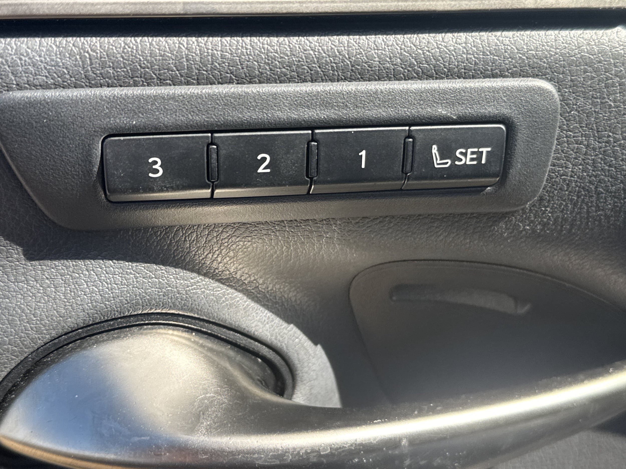 Used 2020 Lexus ES 350 w/ Premium Package FWD image 22