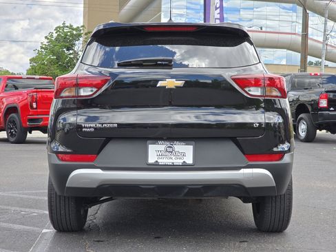 Used 2025 Chevrolet TrailBlazer LT AWD/4WD image 21