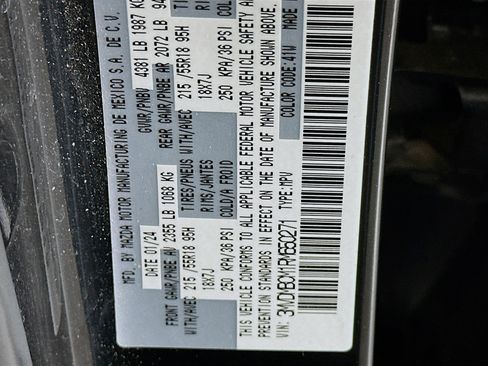 Used 2024 MAZDA CX-30 AWD 2.5 S w/ Preferred Package image 12