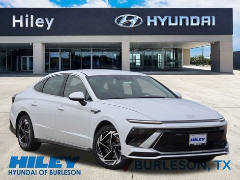 New 2026 Hyundai Sonata SEL image 1