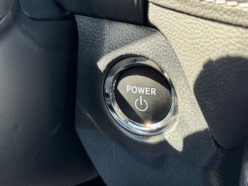 Used 2023 Toyota RAV4 XLE AWD/4WD image 21