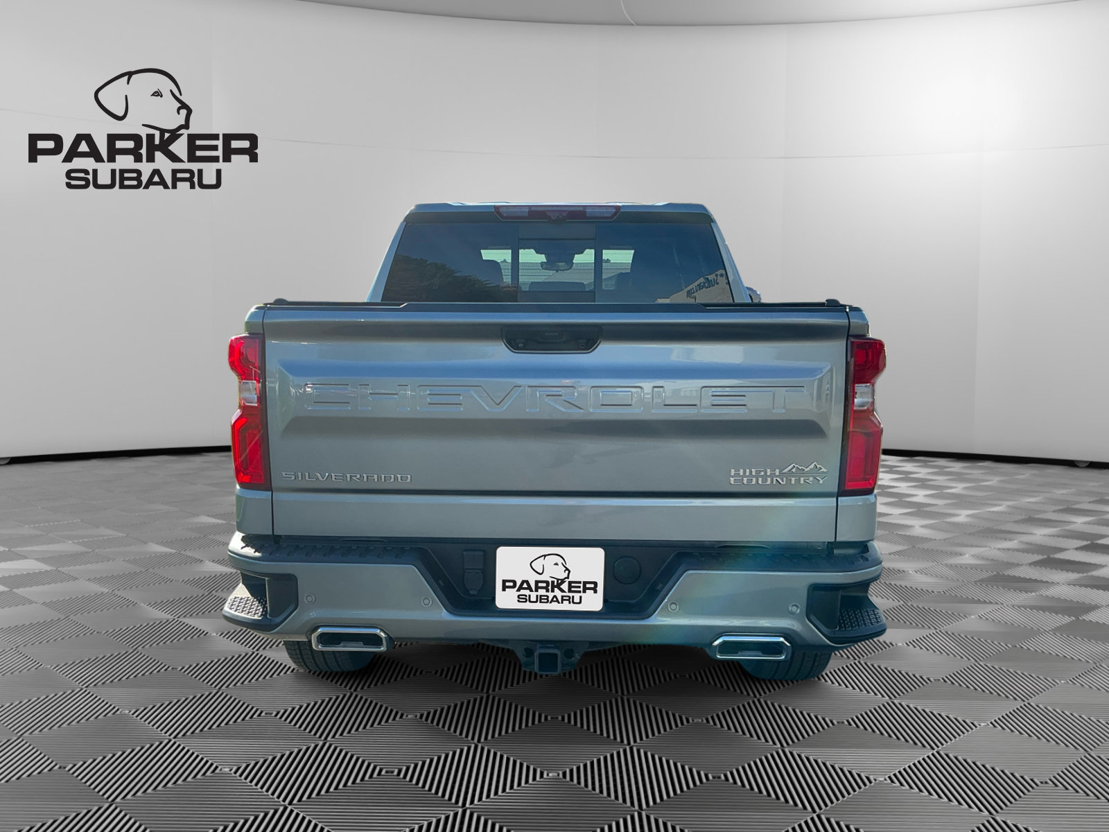 Used 2023 Chevrolet Silverado 1500 High Country w/ High Country Premium Package AWD/4WD image 4