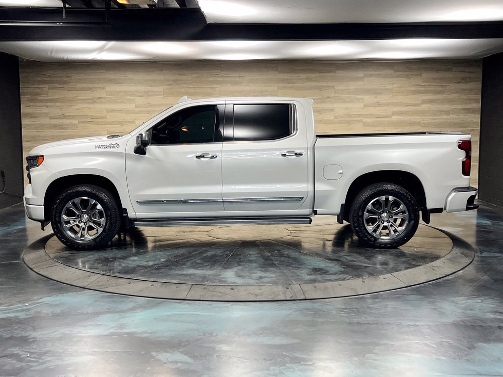 Used 2024 Chevrolet Silverado 1500 High Country w/ Technology Package AWD/4WD image 27
