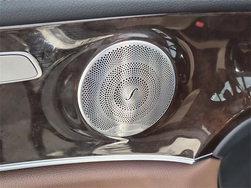 Used 2022 Mercedes-Benz E 350 4MATIC Sedan image 24