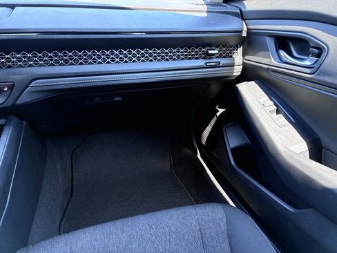 Used 2025 Honda Accord SE image 36