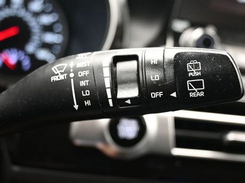 Used 2021 Kia Seltos SX w/ SX Sunroof Package image 25