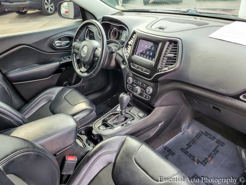 Used 2021 Jeep Cherokee Latitude Plus image 29