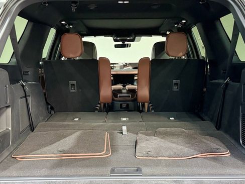 New 2026 Lincoln Navigator L Reserve AWD/4WD image 36