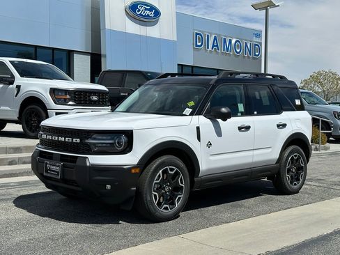 New 2026 Ford Bronco Sport Outer Banks AWD/4WD image 2