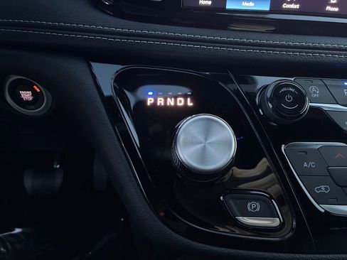 New 2026 Chrysler Pacifica Select image 22