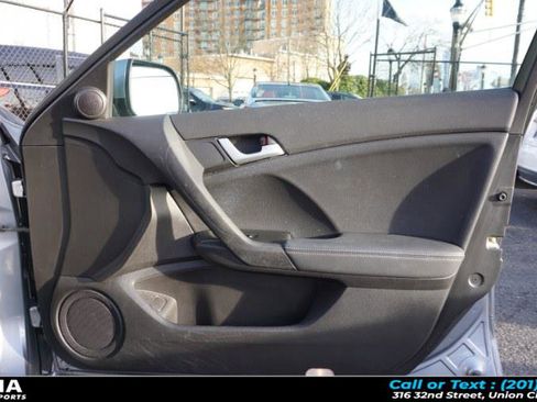 Used 2011 Acura TSX w/ Technology Package image 28