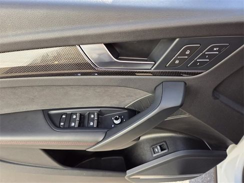 Used 2023 Audi SQ5 Premium Plus w/ Premium Plus Package image 16
