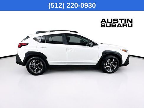 Used 2025 Subaru Crosstrek 2.0i Premium image 9