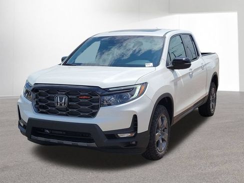 Used 2024 Honda Ridgeline TrailSport image 12