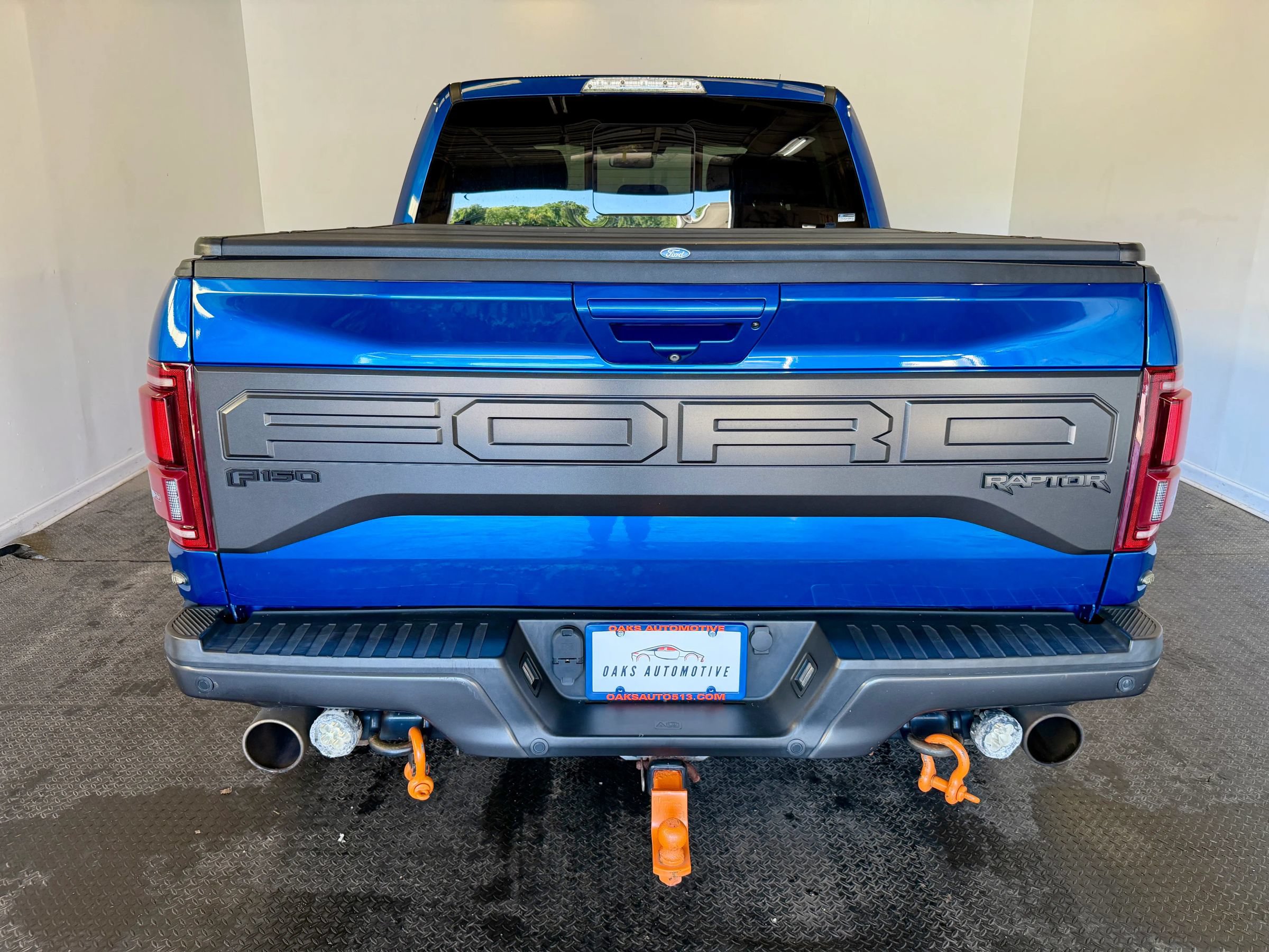 Used 2018 Ford F150 Raptor w/ Equipment Group 802A Luxury AWD/4WD image 6