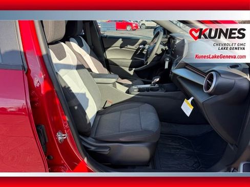 New 2026 Chevrolet Trax RS w/ Driver Confidence Package image 20