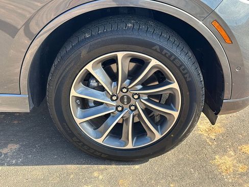 Used 2020 Lincoln Aviator Grand Touring w/ Equipment Group 301A image 12