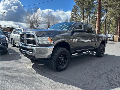 Used 2014 RAM 2500 Tradesman w/ Chrome Appearance Group image 2