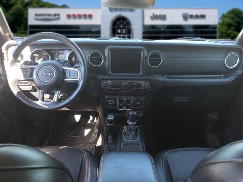 Used 2023 Jeep Wrangler Unlimited Sahara w/ Cold Weather Group AWD/4WD image 30