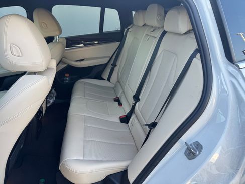 Used 2023 BMW X4 xDrive30i w/ Parking Assistance Package image 7