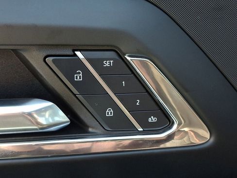 Certified 2024 Chevrolet Silverado EV RST image 30