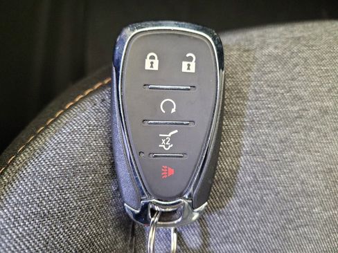 Used 2024 Chevrolet Equinox LT w/ LPO, Floor Liner Package image 32