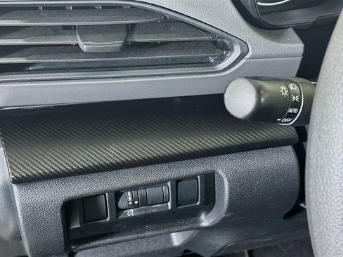 Used 2024 Subaru Crosstrek 2.0i Premium image 16