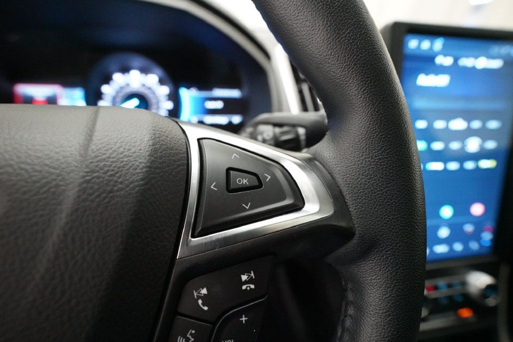 Used 2024 Ford Edge SEL w/ Convenience Package AWD/4WD image 19