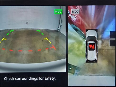 Used 2023 Nissan Pathfinder SL w/ Black Appearance Package image 26