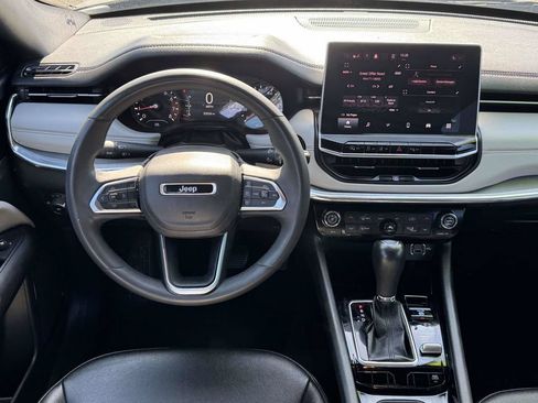 Used 2024 Jeep Compass Limited AWD/4WD image 34