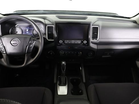 Used 2022 Nissan Frontier SV image 38