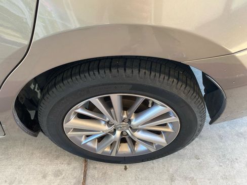 Used 2015 Toyota Corolla LE w/ Protection Package FWD image 26