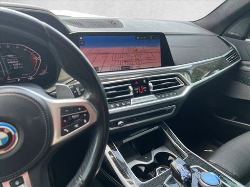 Used 2021 BMW X7 xDrive40i w/ M Sport Package AWD/4WD image 13