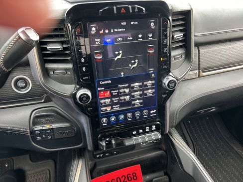 Used 2019 RAM 2500 Limited image 12